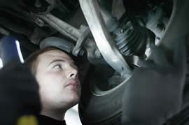 Auto22 Support Technician at work